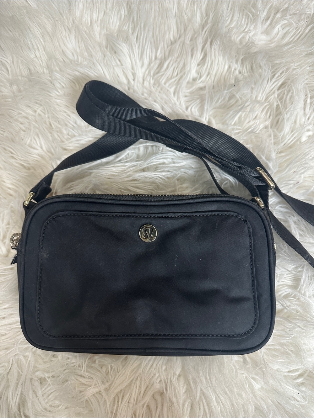lululemon athletica Black Nylon Crossbody Messenger Bag